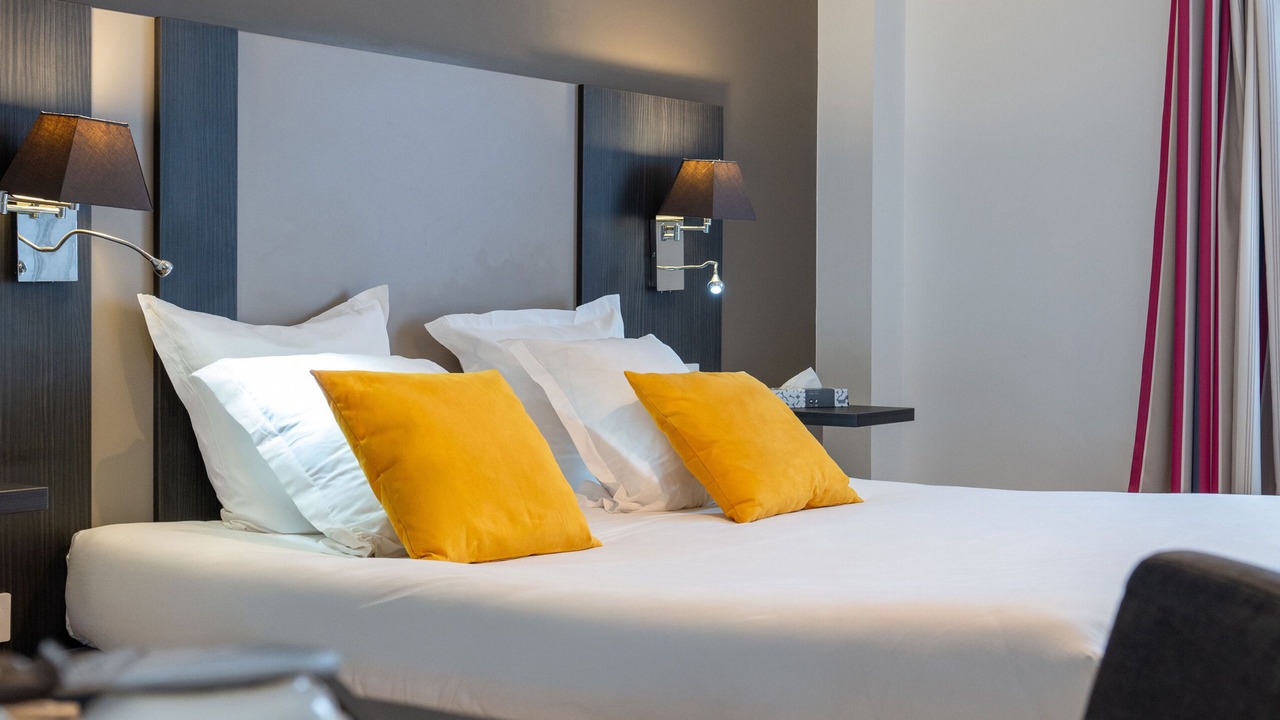 Photo of Bedroom in Bourg-l'Eveque