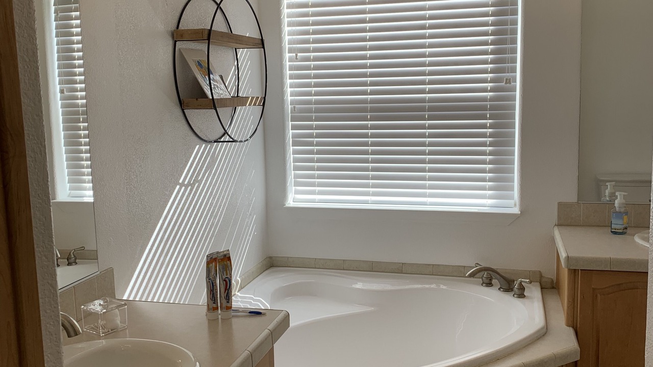 Photo of Bathroom in Needles