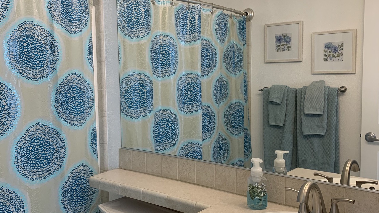 Photo of Bathroom in Needles