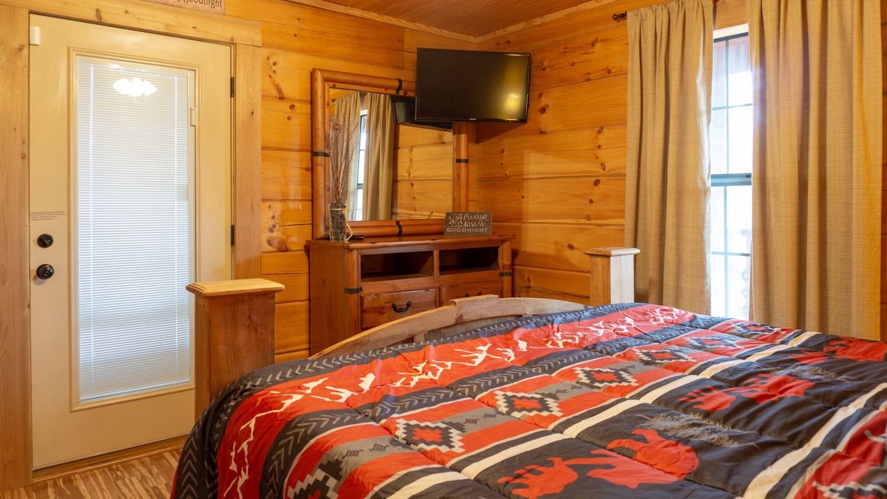 Photo of Bedroom in Hot Springs