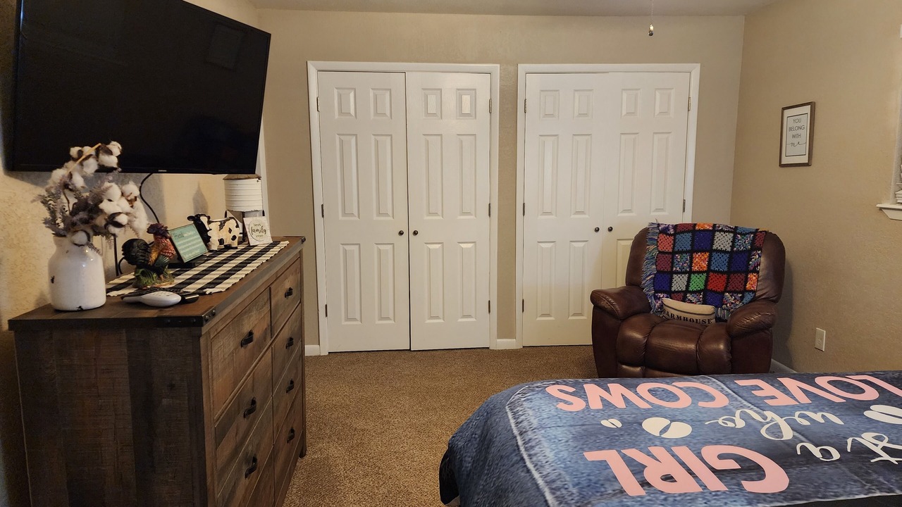 Photo of Bedroom in Roswell