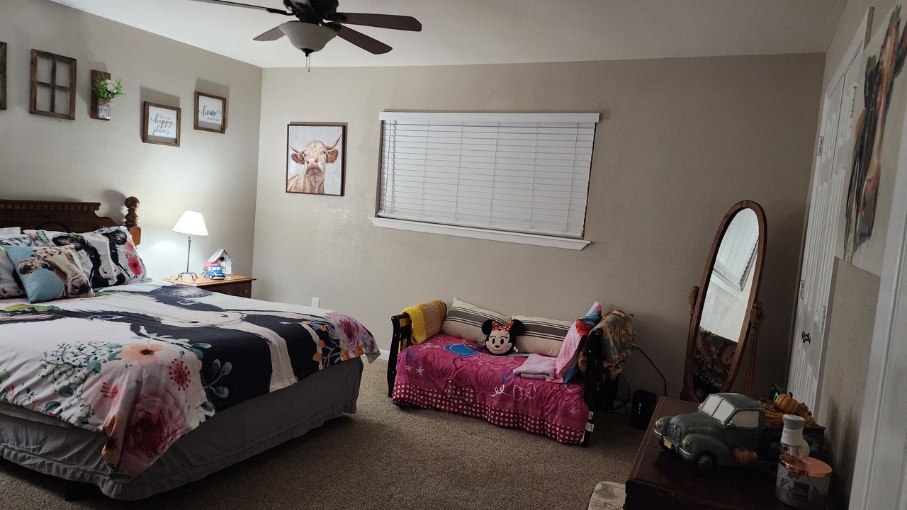 Photo of Bedroom in Roswell