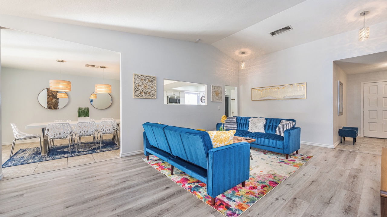 Photo of Livingroom in Green Valley North