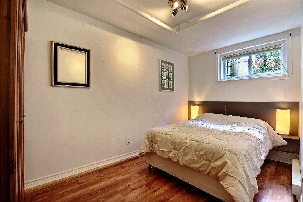 Photo of Bedroom in Cote-Des-Neiges—Notre-Dame-De-Grace