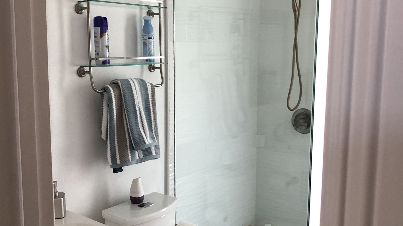 Photo of Bathroom in Sunrise Villas