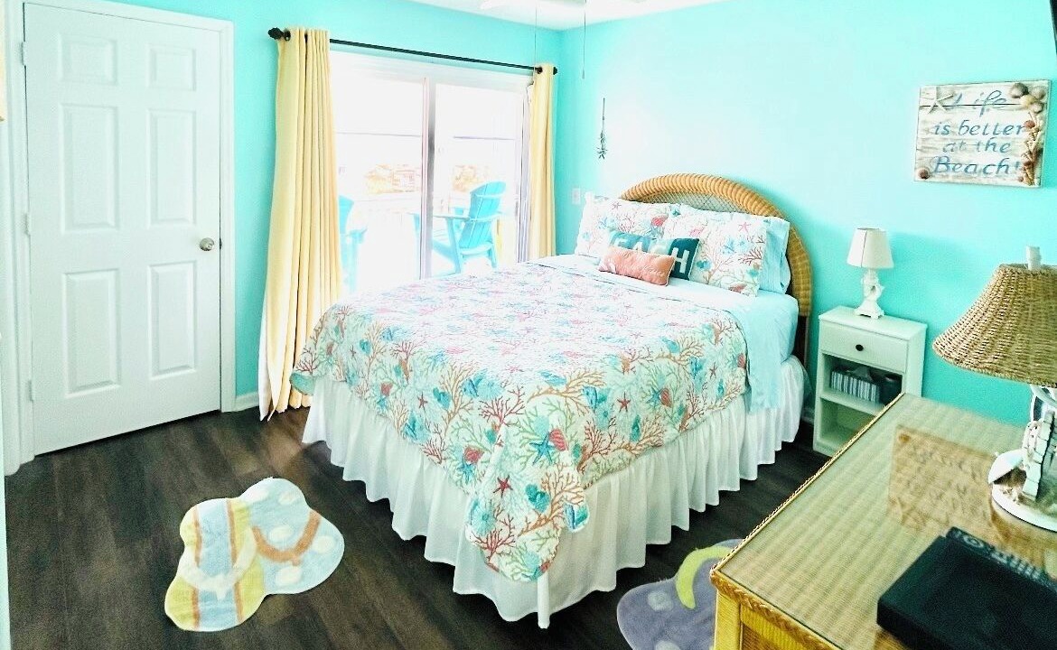 Photo of Bedroom in North Carolina Coast