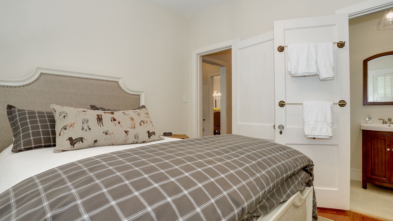 Photo of Bedroom in Aiken