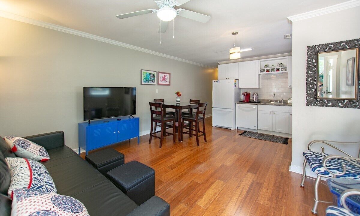 Photo of Livingroom in Duke Park