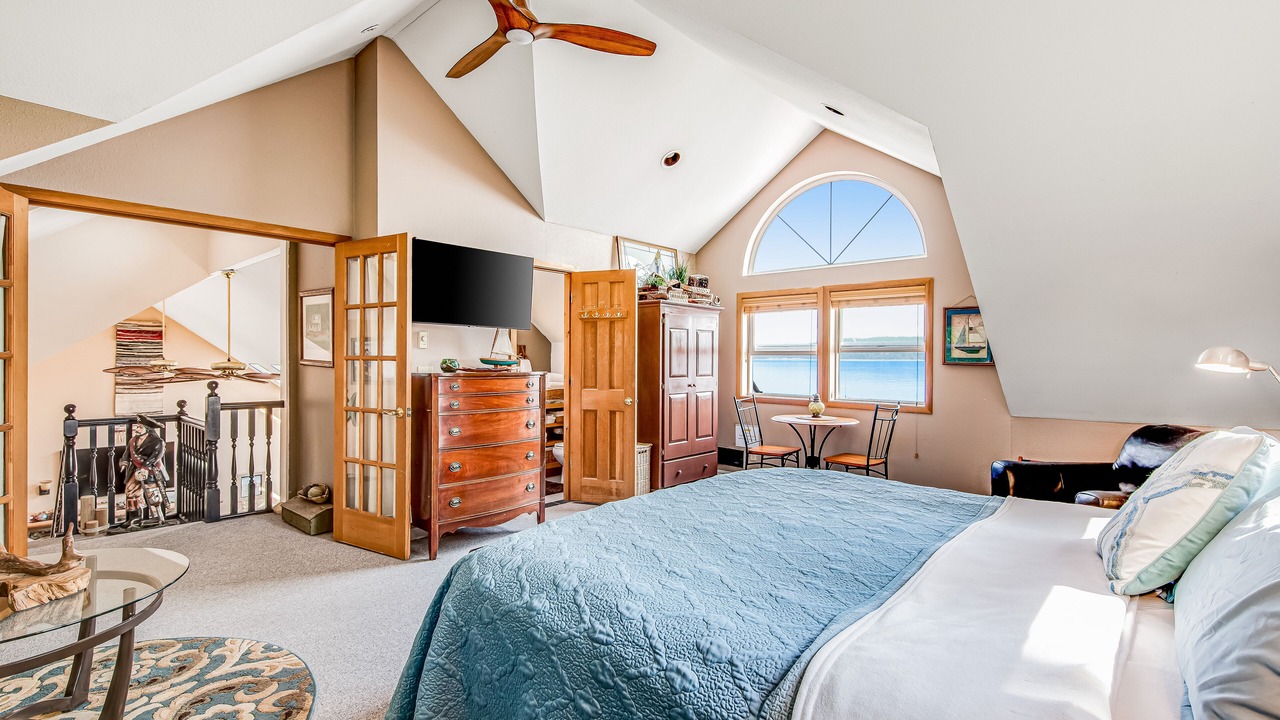 Photo of Bedroom in Camano Island