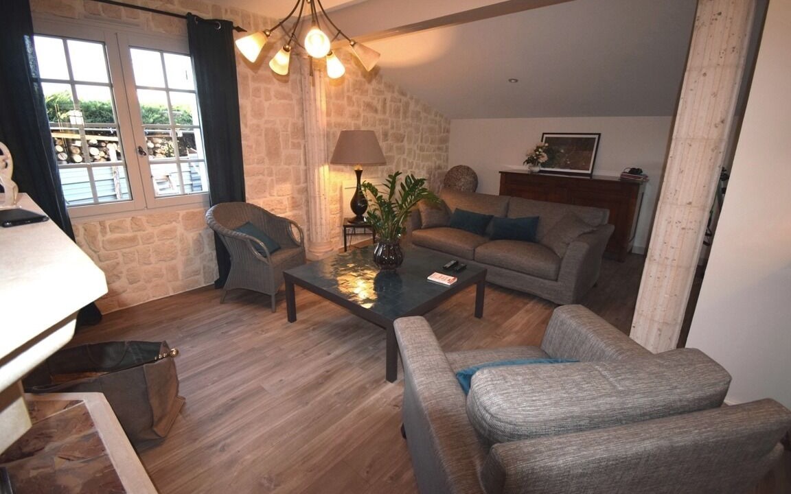 Photo of Livingroom in Lavardac