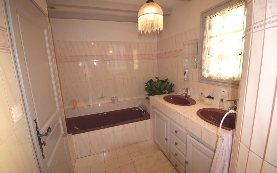 Photo of Bathroom in Lavardac