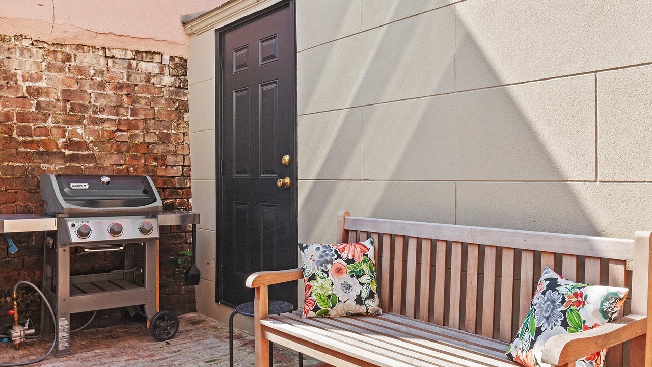 Photo of Patio Balcony in Historic District - North