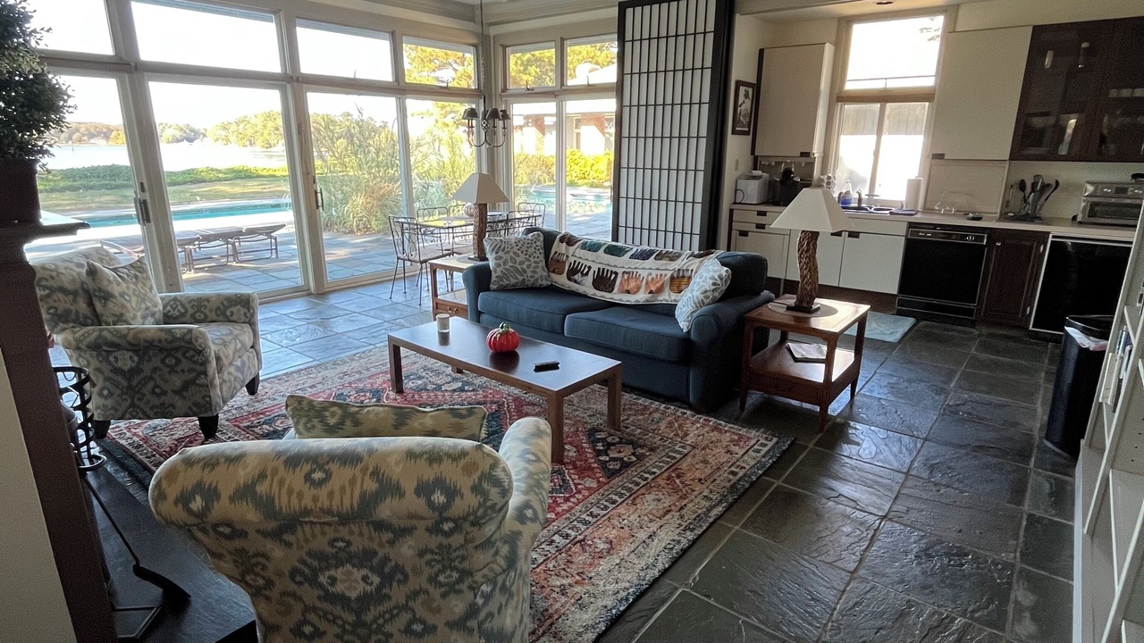 Photo of Livingroom in Tasley