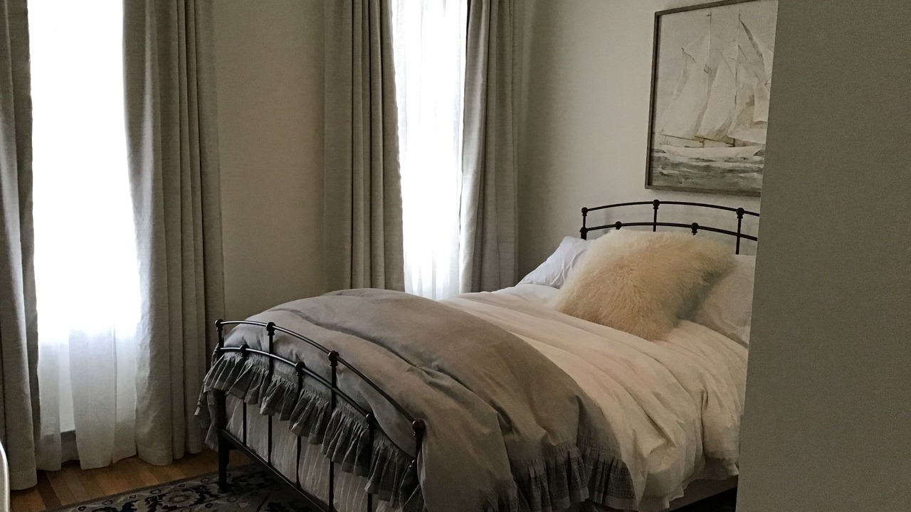 Photo of Bedroom in South Main Street