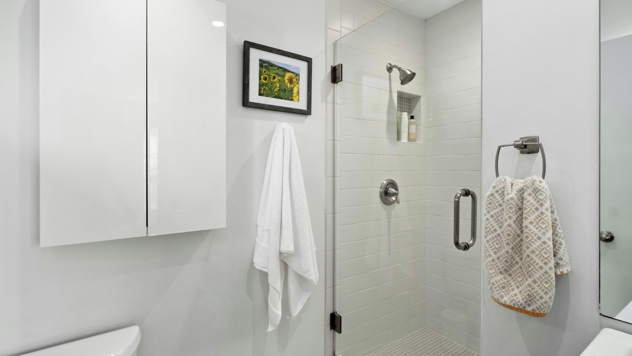 Photo of Bathroom in South Manchaca