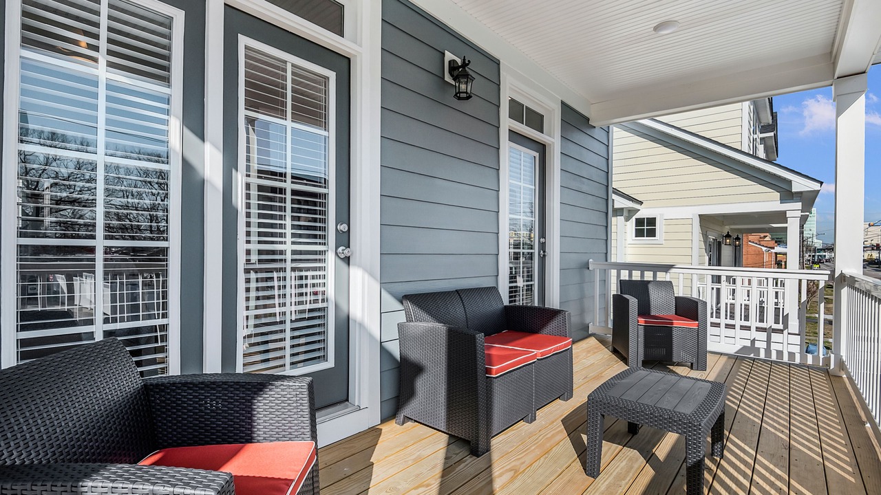Photo of Patio Balcony in Northeast Virginia Beach