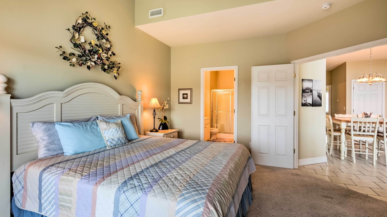 Photo of Bedroom in Camdenton