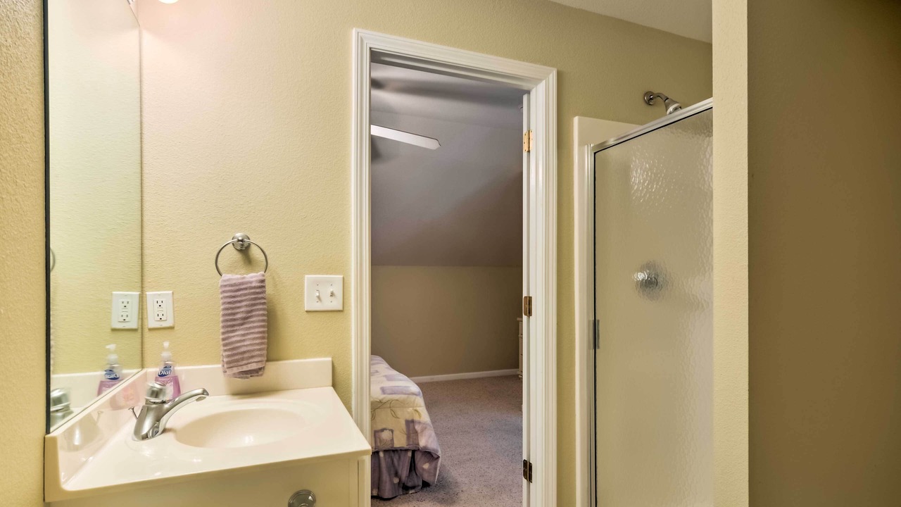 Photo of Bathroom in Camdenton