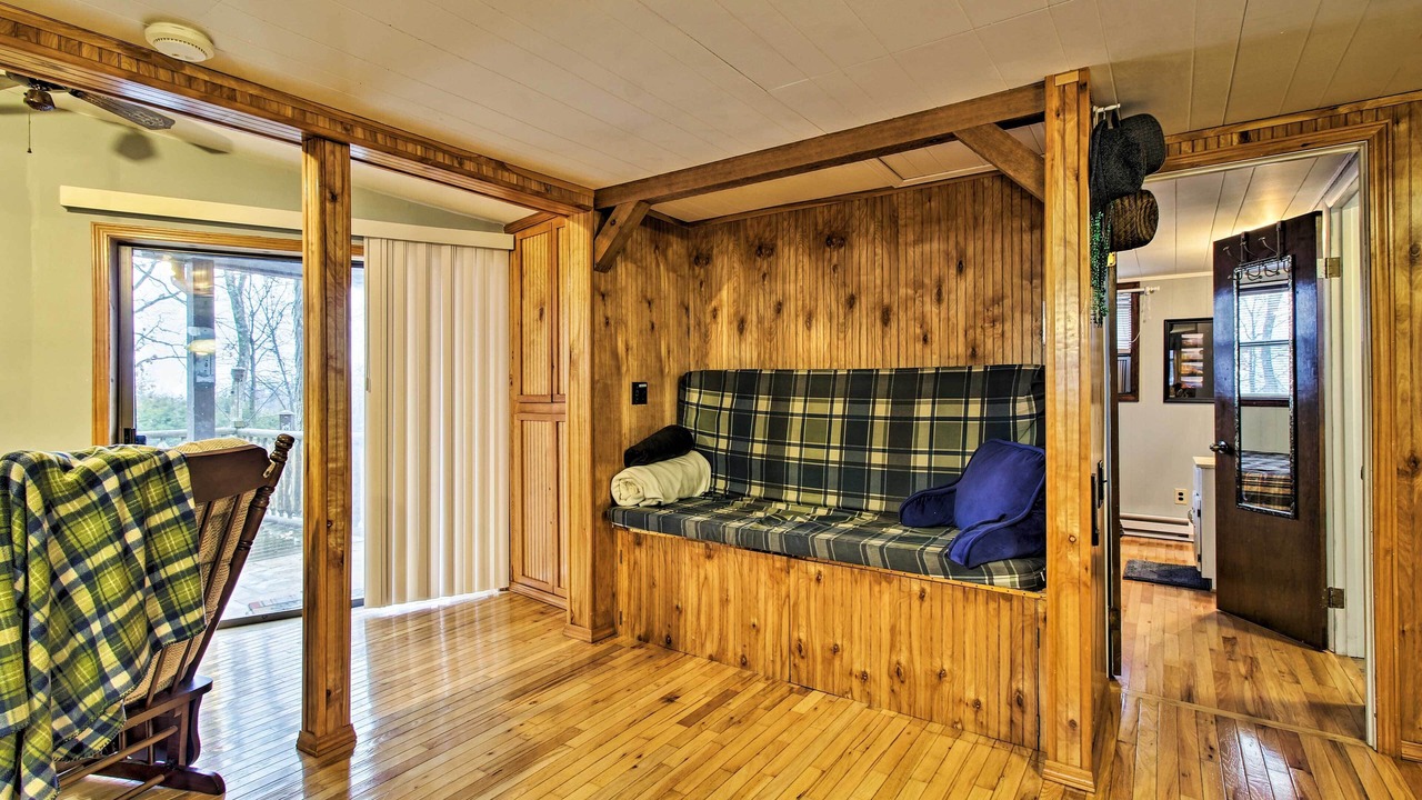 Photo of Livingroom in Umber View Heights