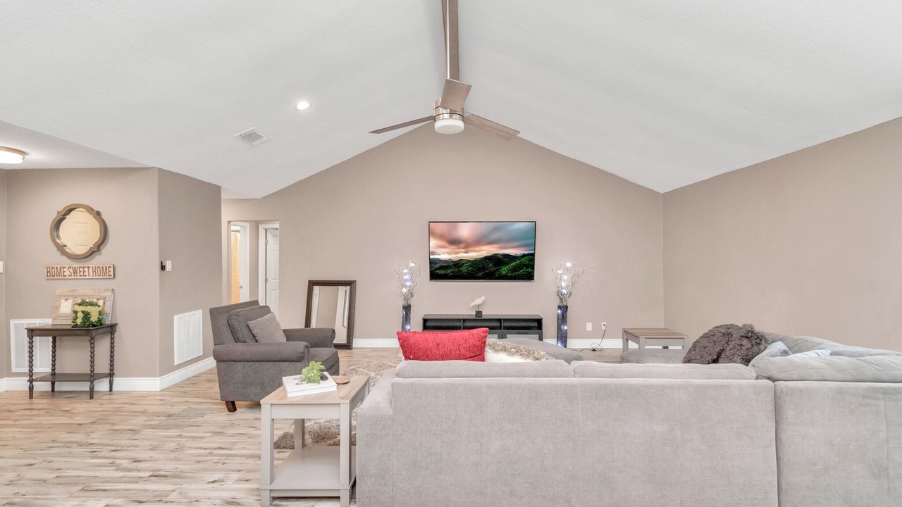 Photo of Livingroom in Addicks