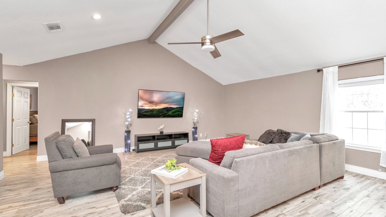 Photo of Livingroom in Addicks