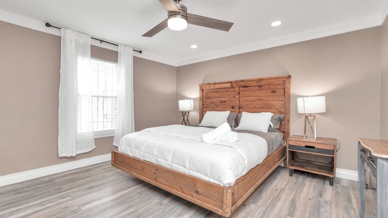 Photo of Bedroom in Addicks