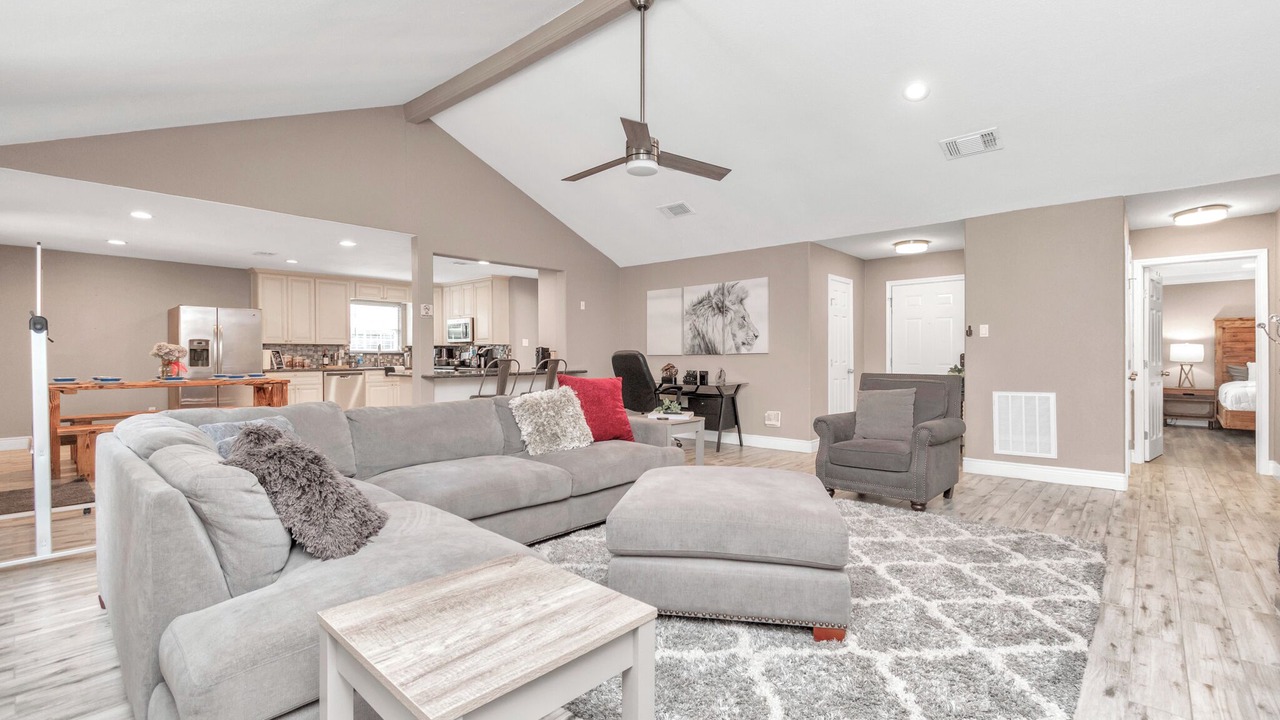 Photo of Livingroom in Addicks