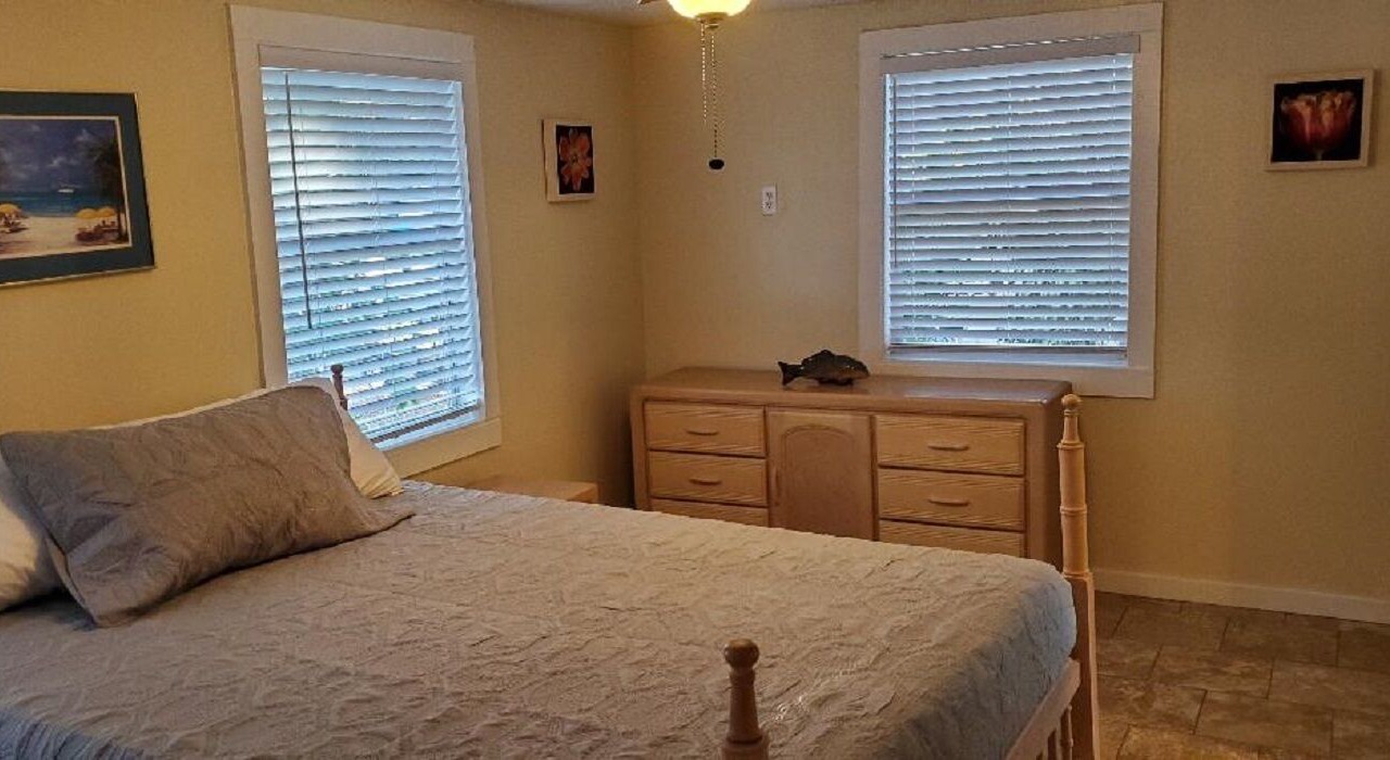 Photo of Bedroom in Riverview