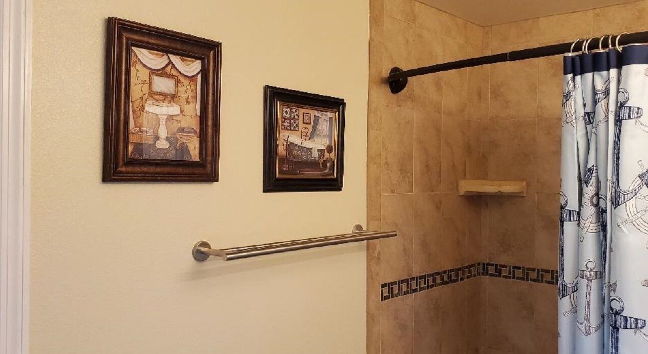 Photo of Bathroom in Riverview