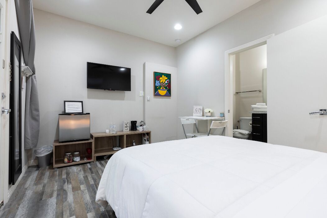 Photo of Bedroom in Midtown