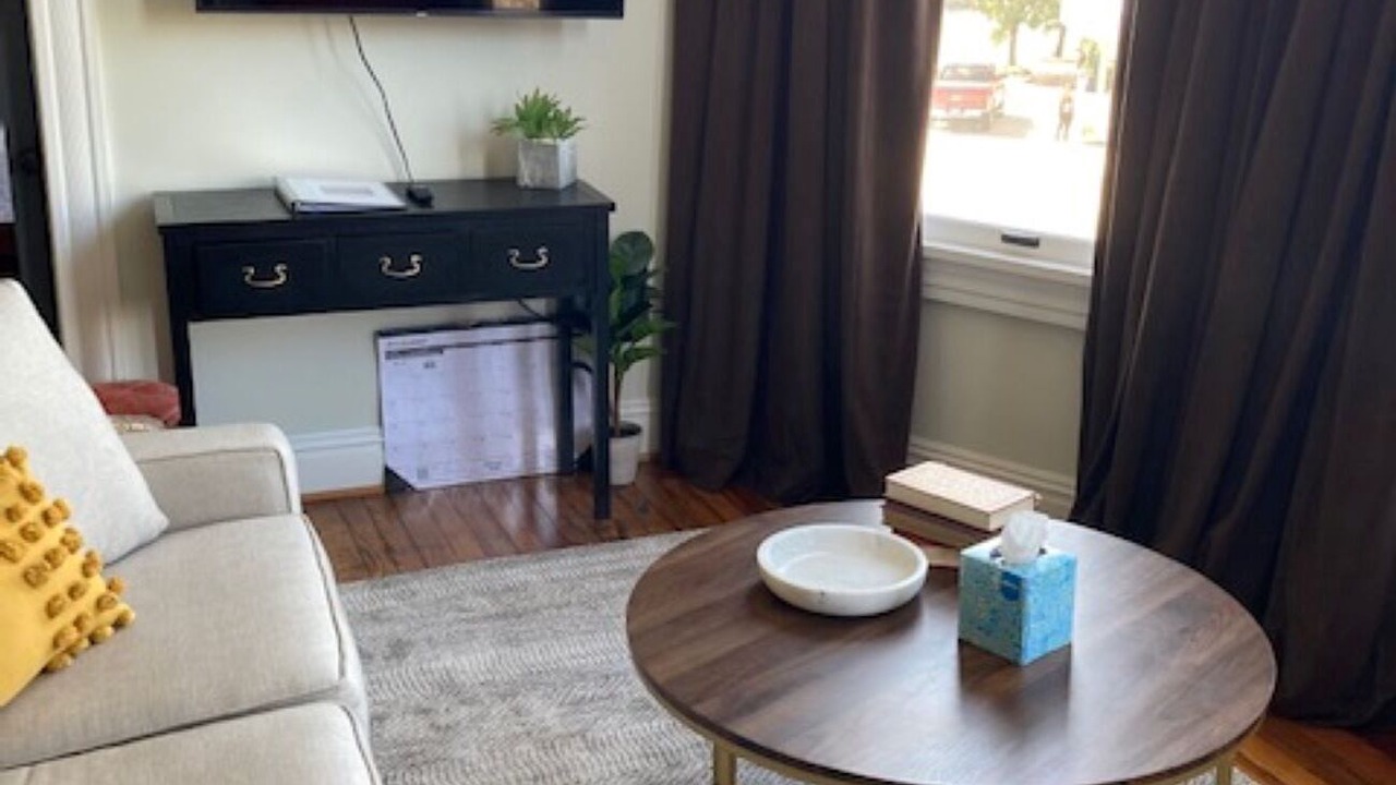 Photo of Livingroom in Church Hill