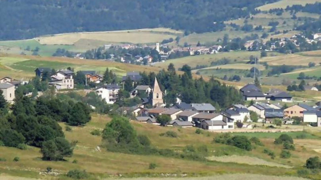 Photo of Others in Superbolquere