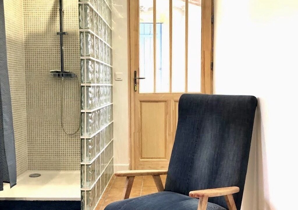 Photo of Bathroom in Salles