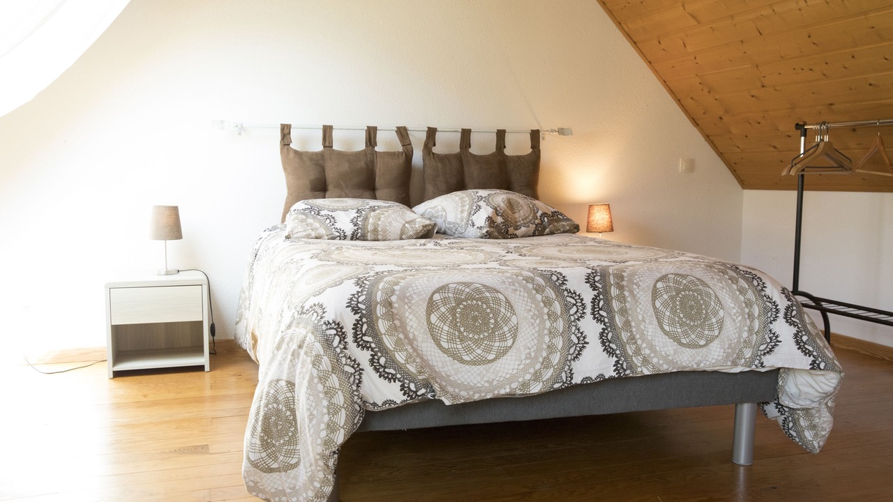 Photo of Bedroom in Campan