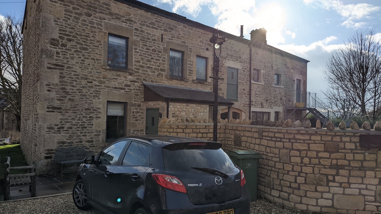 Photo of Outdoor in Wellow