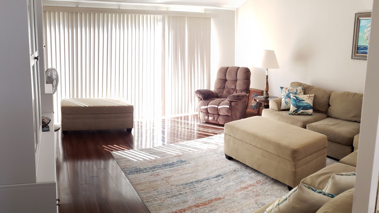 Photo of Livingroom in Leucadia