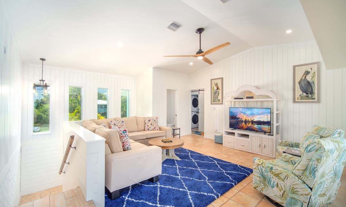 Photo of Livingroom in Summerland Key