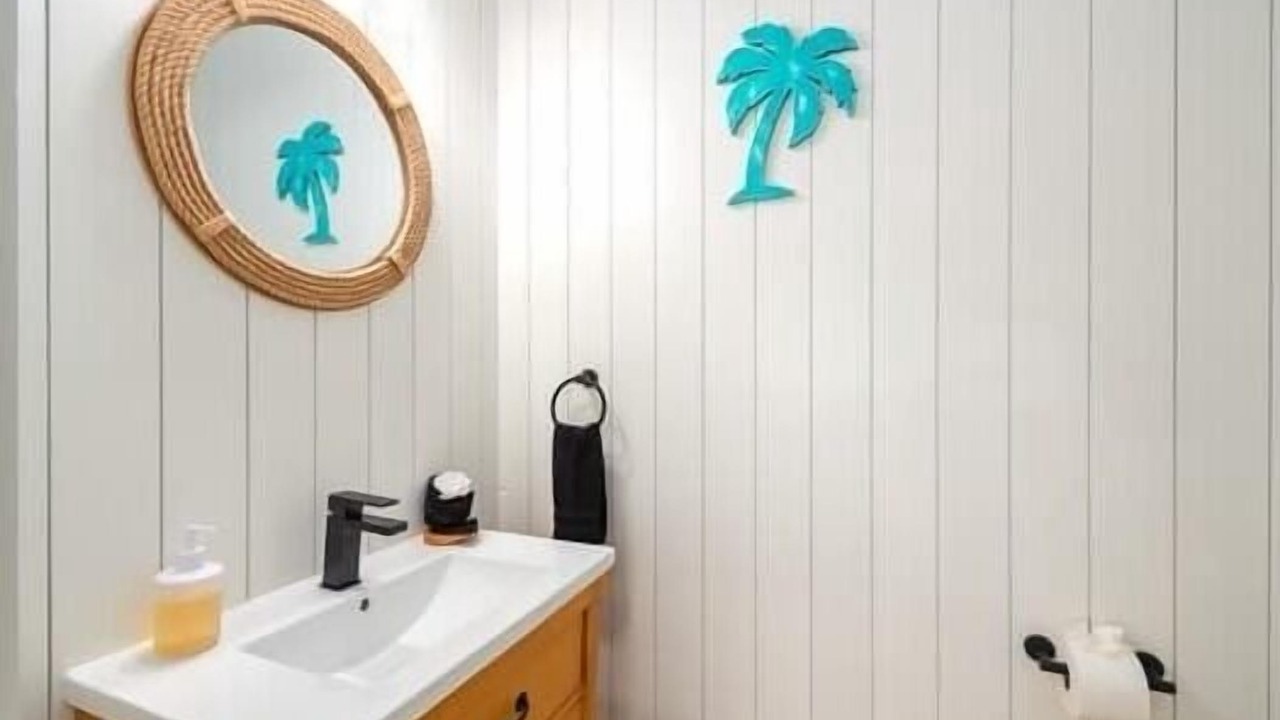Photo of Bedroom in Summerland Key