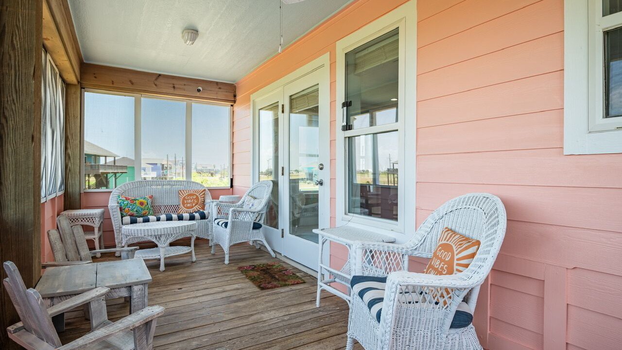 Photo of Patio Balcony in Crystal Beach