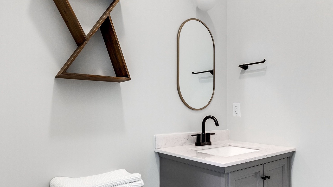 Photo of Bathroom in Church Hill