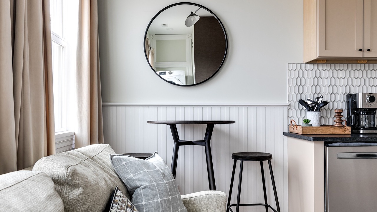 Photo of Livingroom in Church Hill