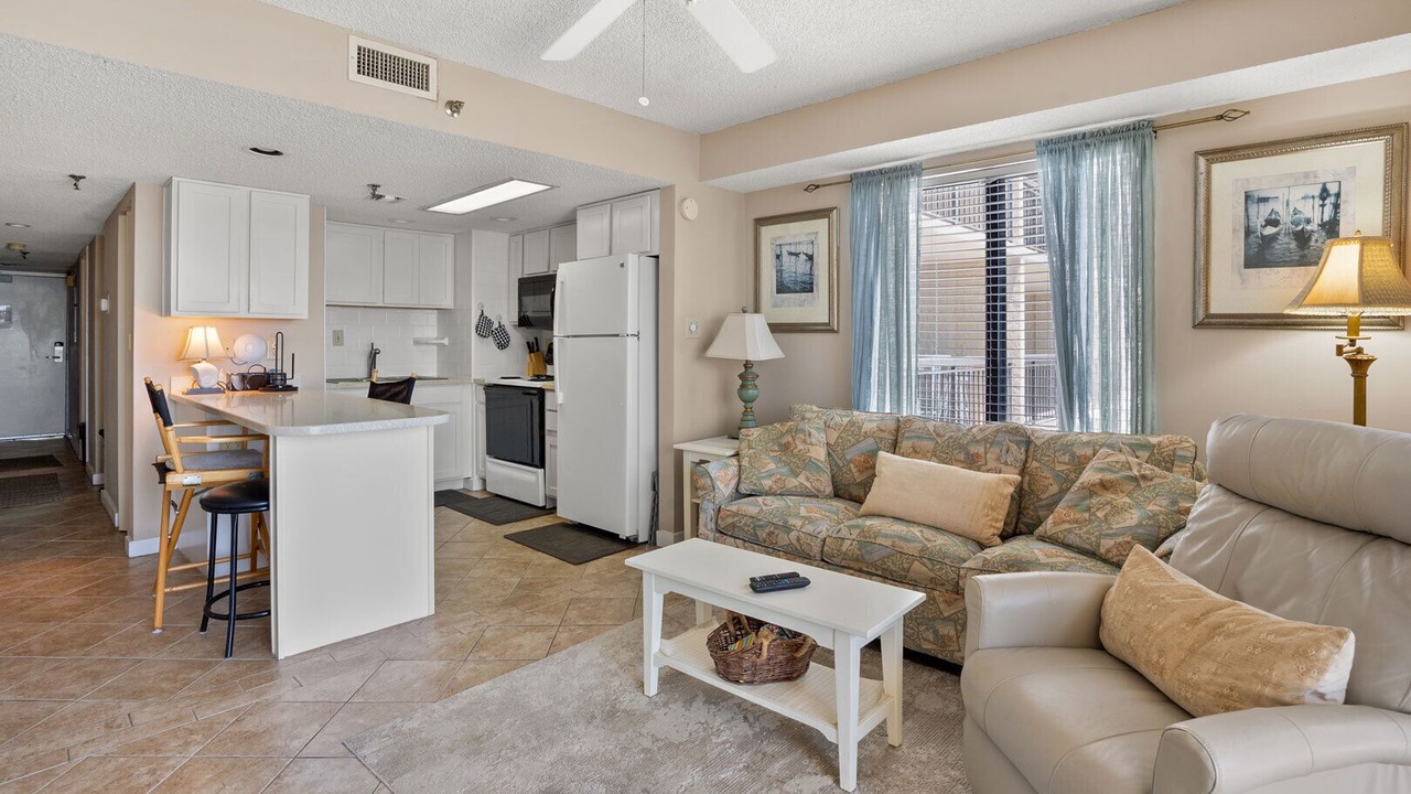 Photo of Livingroom in North Myrtle Beach