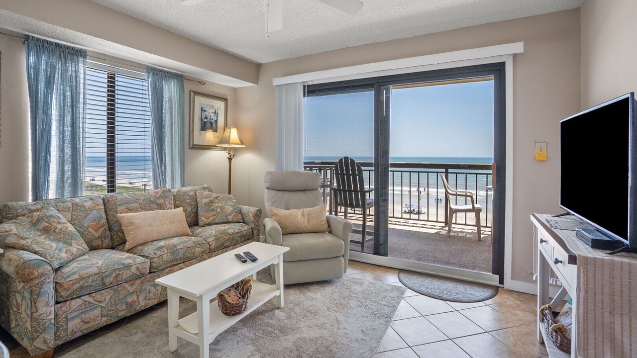 Photo of Livingroom in North Myrtle Beach