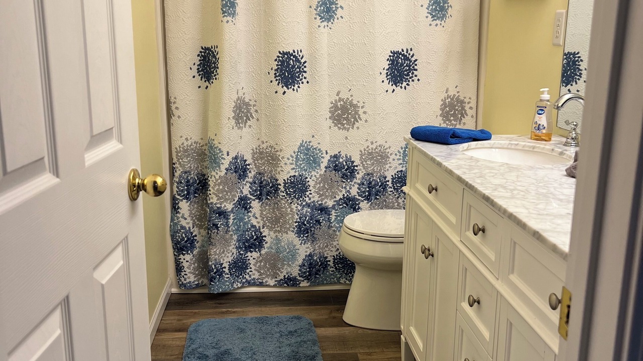 Photo of Bathroom in Camdenton
