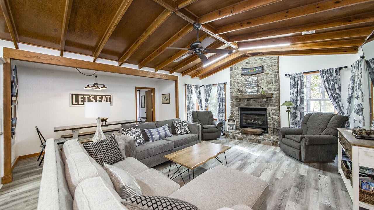 Photo of Livingroom in Higden