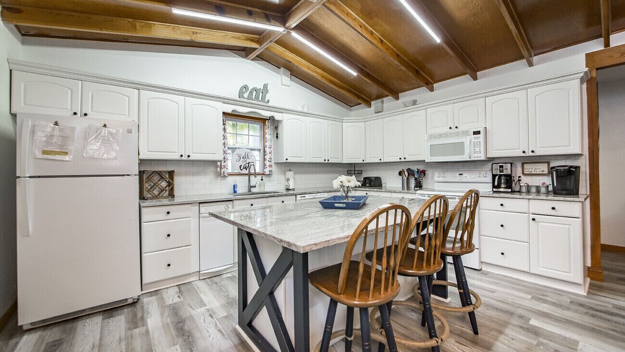 Photo of Kitchen in Higden