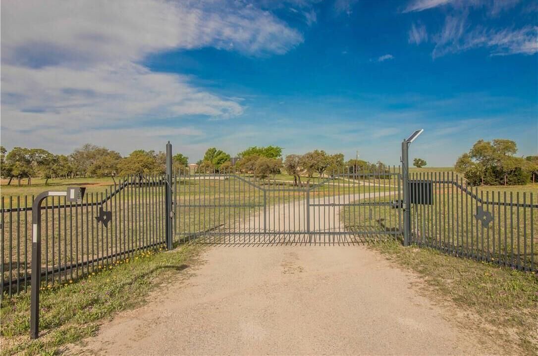 Photo of Others in Weatherford