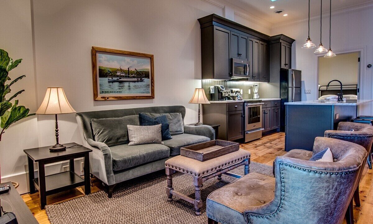 Photo of Livingroom in Town of Milo