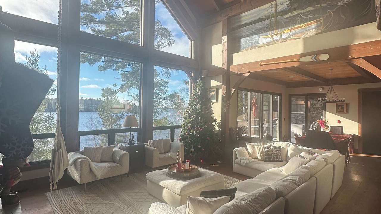 Photo of Livingroom in Huntsville