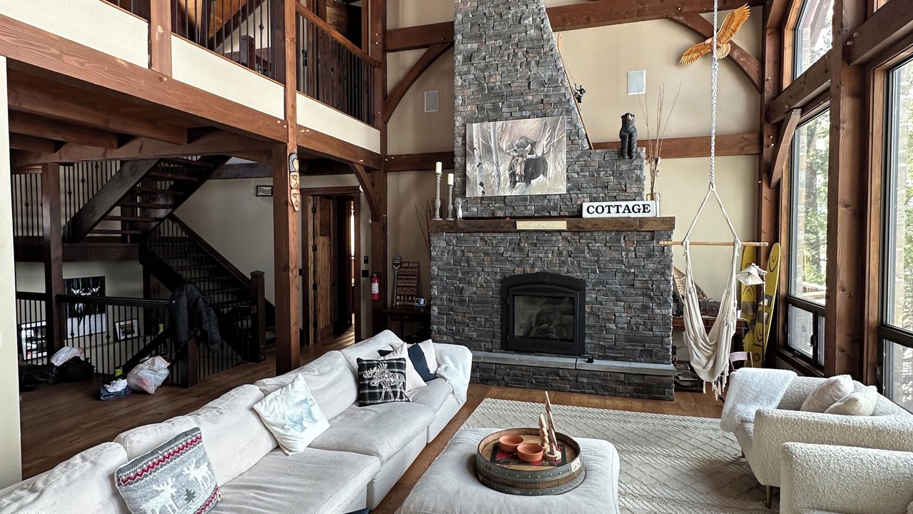 Photo of Livingroom in Huntsville